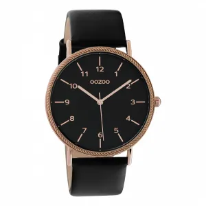 Ρολόι OOZOO C10824 Timepieces με μαύρο καντράν και μαύρο δερμάτινο λουράκι.